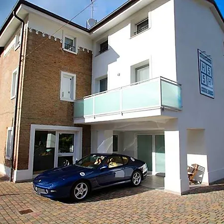 H5-5H Luxury Room 4*
