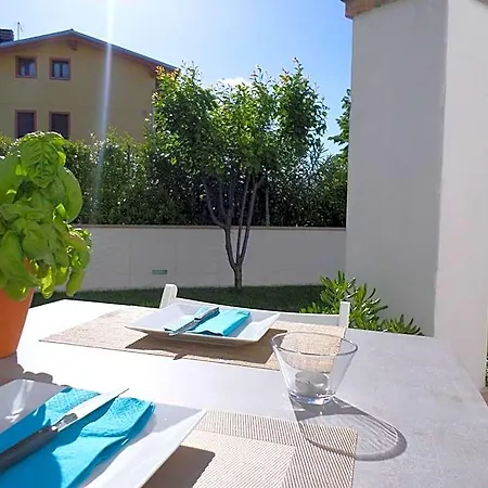 H5-5H Luxury Room Bed & Breakfast 4*