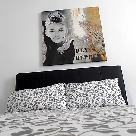 Bed & Breakfast H5-5H Luxury Room 4*