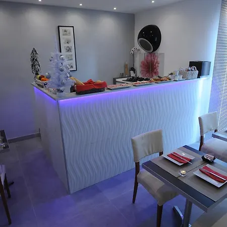 H5-5H Luxury Room * Maranello