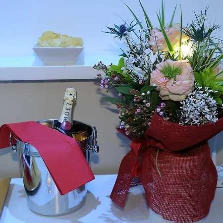 Bed & Breakfast H5-5H Luxury Room