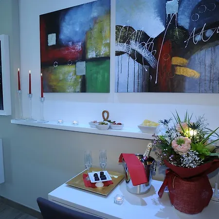 H5-5H Luxury Room Bed & Breakfast Maranello