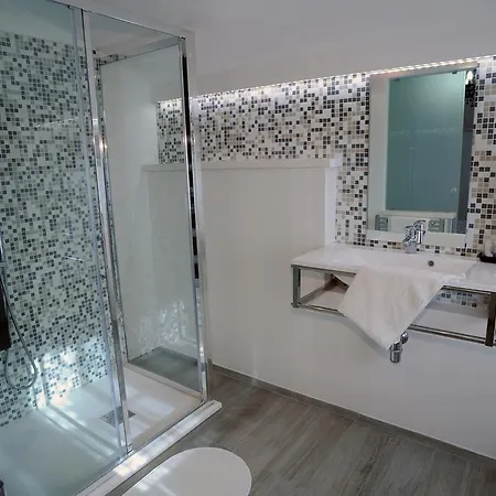 H5-5H Luxury Room Bed & Breakfast