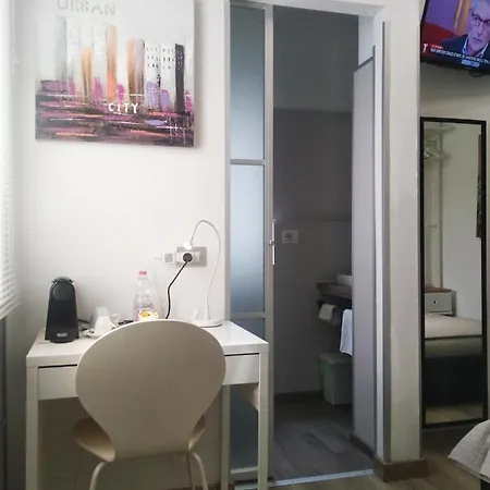 Bed & Breakfast H5-5H Luxury Room *