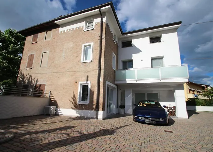 H5-5h Luxury Bed and Breakfast Μαρανέλλο